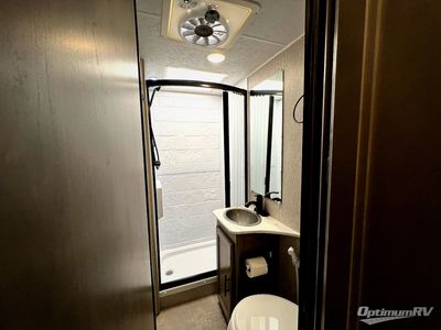 2021 Coachmen Freelander - Photo 17
