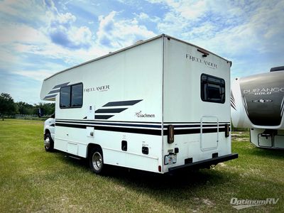 2021 Coachmen Freelander - Photo 2