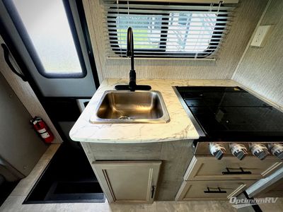 2021 Coachmen Freelander - Photo 11