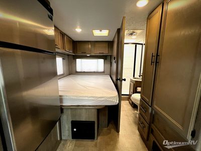 2021 Coachmen Freelander - Photo 15