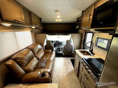 2021 Coachmen Freelander - Photo 5