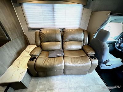2021 Coachmen Freelander - Photo 8