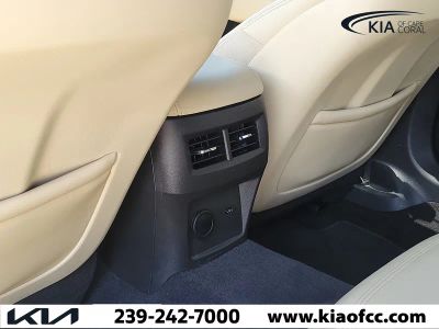2025 Cadillac CT5 — photo 16 view