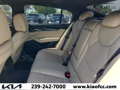2025 Cadillac CT5 — photo 15 view