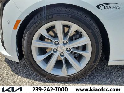 2025 Cadillac CT5 — photo 8 view