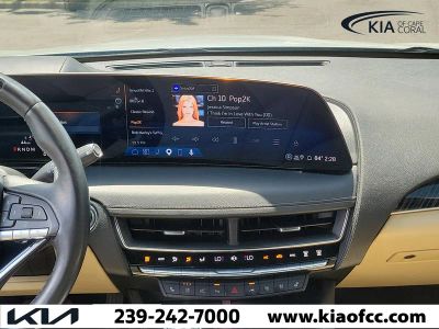 2025 Cadillac CT5 — photo 21 view
