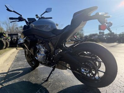 2026 CFMOTO 675NK - Photo 5