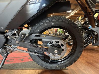2025 Kawasaki KLR650 S Pearl Crystal White/Metallic Carbon Gray - Photo 14
