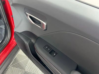 2025 Kia K4 — photo 31 view