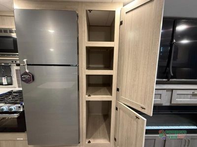 2026 Coachmen RV Catalina Legacy — photo 25 view