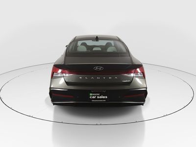 2024 Hyundai Elantra - Photo 6