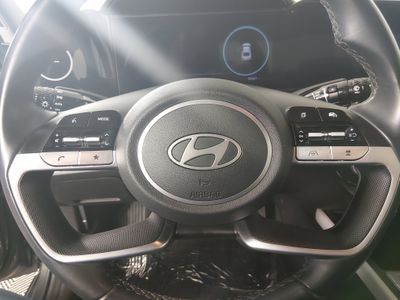 2024 Hyundai Elantra - Photo 12