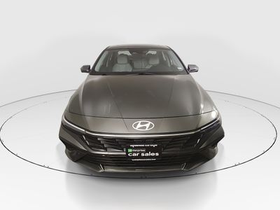 2024 Hyundai Elantra - Photo 2