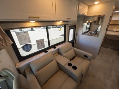 2027 Thor Motor Coach CHATEAU — photo 9 view