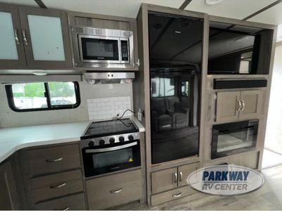2021 Gulf Stream RV Envision - Photo 15