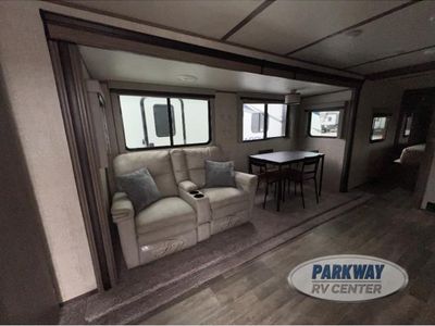 2021 Gulf Stream RV Envision - Photo 7