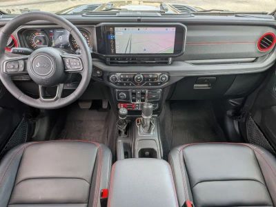 2025 Jeep Wrangler - Photo 22