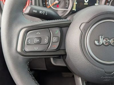 2025 Jeep Wrangler - Photo 16