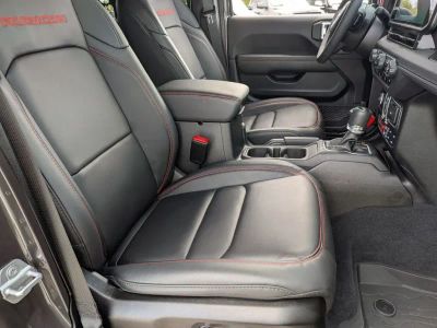 2025 Jeep Wrangler - Photo 24