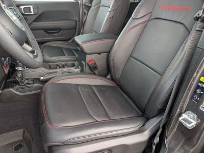 2025 Jeep Wrangler - Photo 11