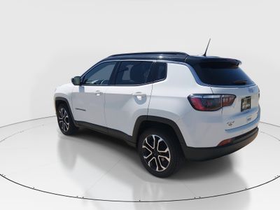 2023 Jeep Compass — detail view