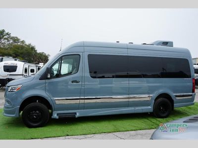 2027 Grech RV Vacanza Ion — detail view