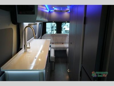 2027 Grech RV Vacanza Ion — photo 17 view