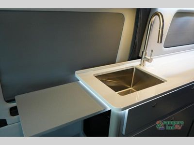 2027 Grech RV Vacanza Ion — photo 19 view