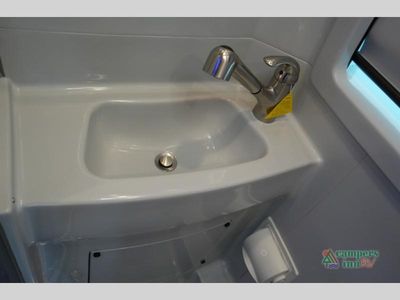2027 Grech RV Vacanza Ion — photo 40 view
