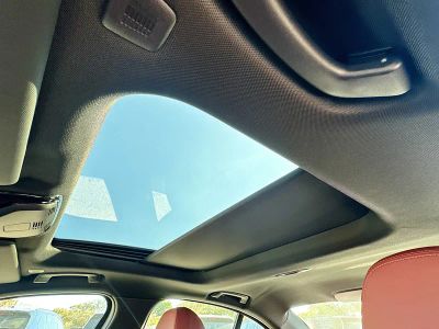 2026 BMW 3 Series — photo 15 view
