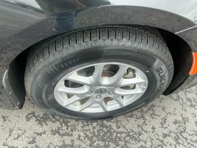 2023 Chrysler Pacifica — photo 22 view