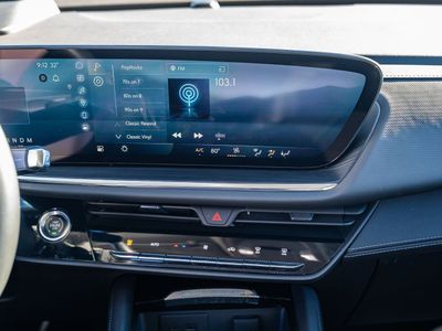 2023 Toyota Tundra - Photo 28