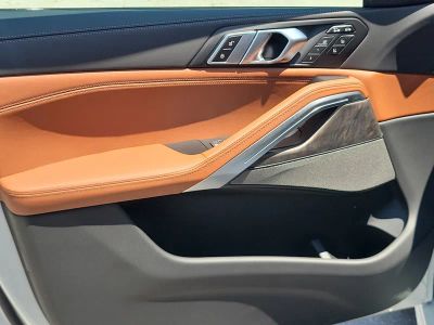 2027 BMW X6 — photo 17 view