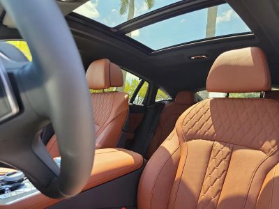 2027 BMW X6 — photo 22 view