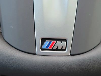 2027 BMW X6 — photo 28 view