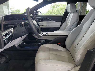 2024 Cadillac LYRIQ — photo 17 view
