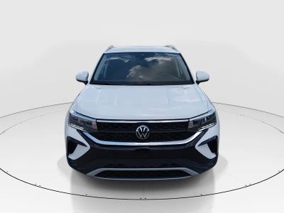 2024 Volkswagen Taos - Photo 2