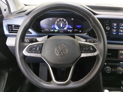 2024 Volkswagen Taos - Photo 12