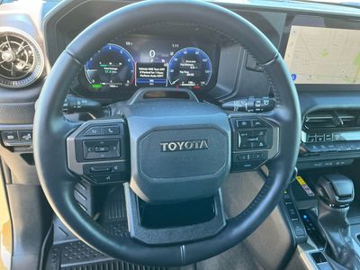 2025 Toyota Land Cruiser - Photo 13