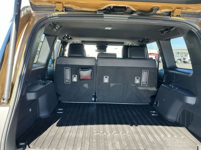 2025 Toyota Land Cruiser - Photo 18