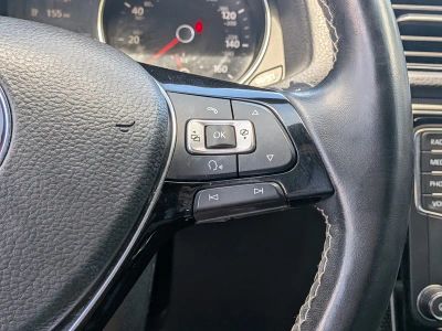 2018 Volkswagen Passat — photo 26 view