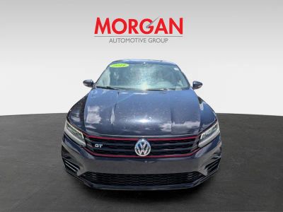 2018 Volkswagen Passat — photo 9 view