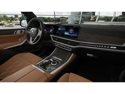 2026 BMW X5 — photo 14 view