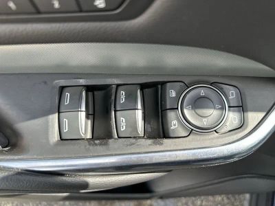 2023 Cadillac XT4 — photo 15 view
