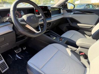 2026 Volkswagen Tiguan — photo 15 view