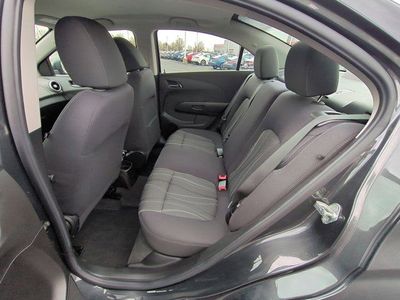 2020 Chevrolet Sonic - Photo 14