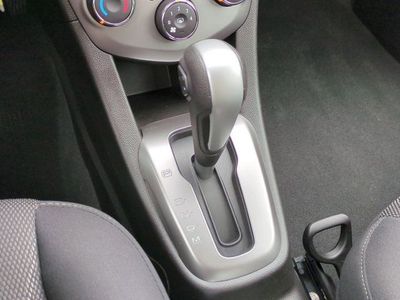 2020 Chevrolet Sonic - Photo 13