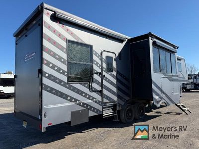 2025 Keystone RV Fuzion - Photo 5