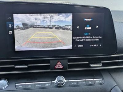 2023 Hyundai Elantra - Photo 18
