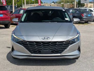 2023 Hyundai Elantra - Photo 8